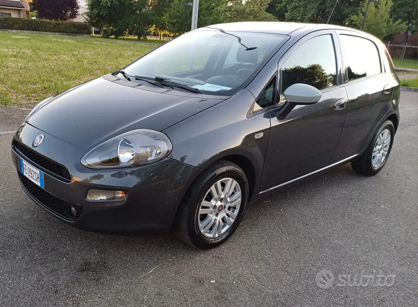 Fiat Punto 2016 photo 2