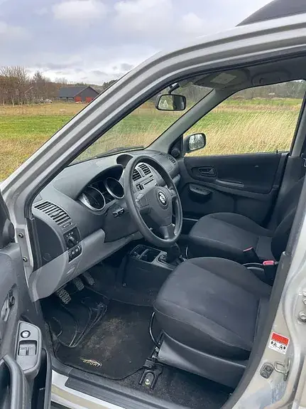 Suzuki Ignis 2005 photo 4