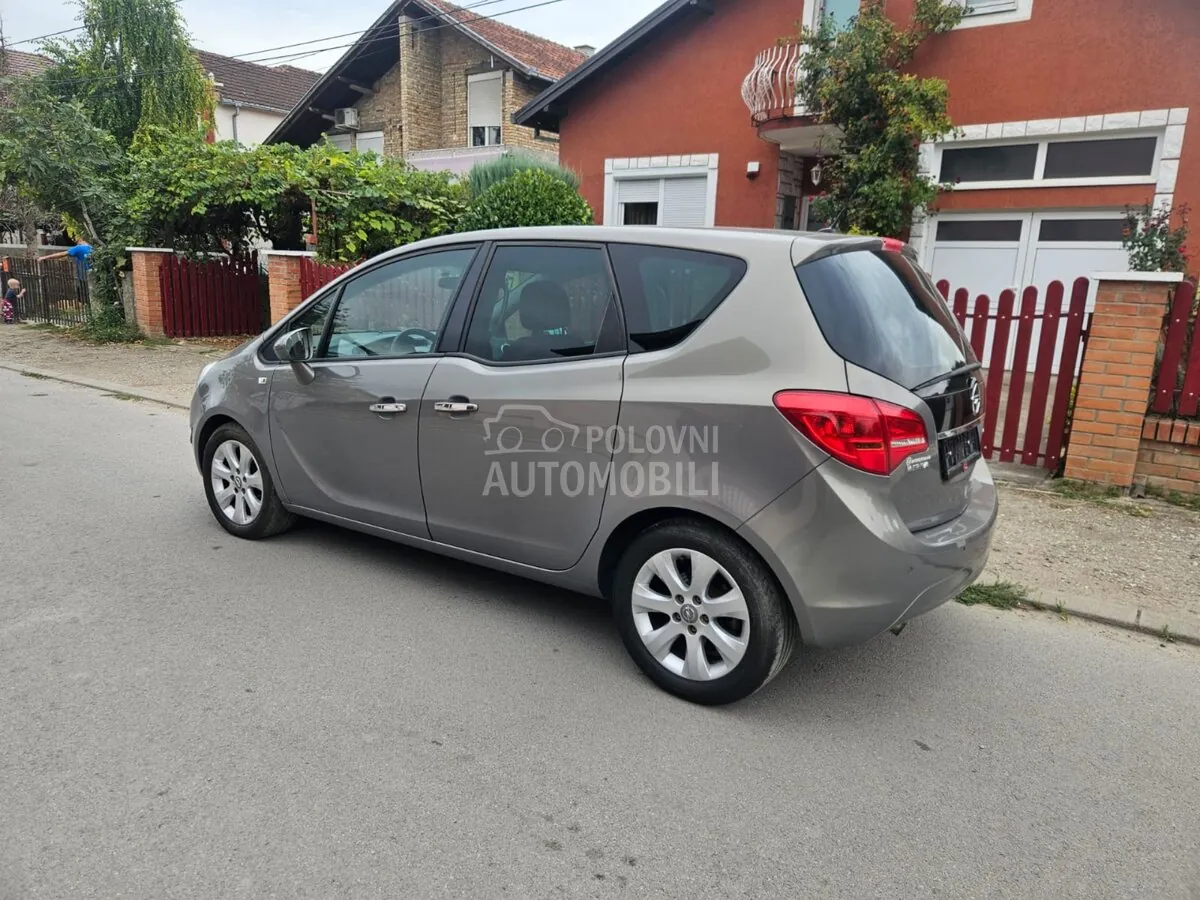 Opel Meriva 2011 photo 4