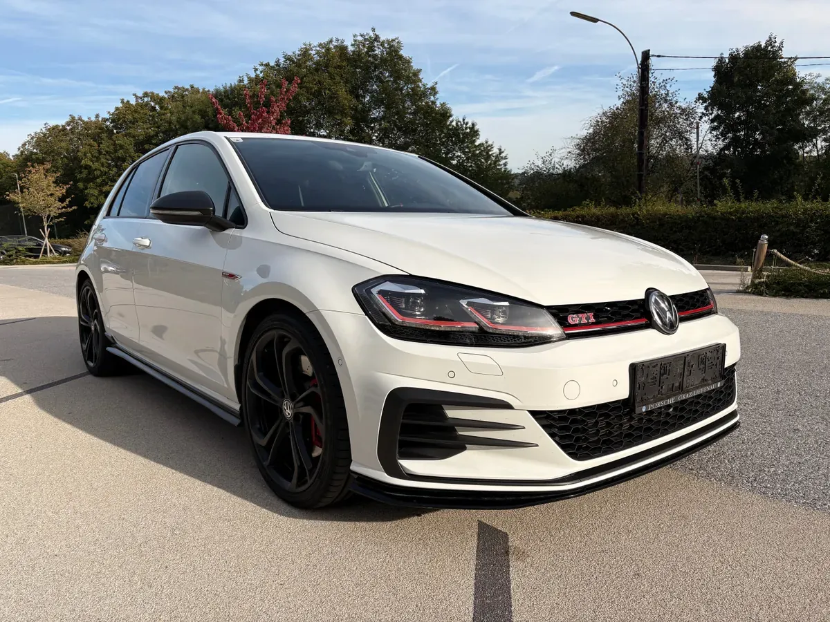 Volkswagen Golf 2019 photo 2