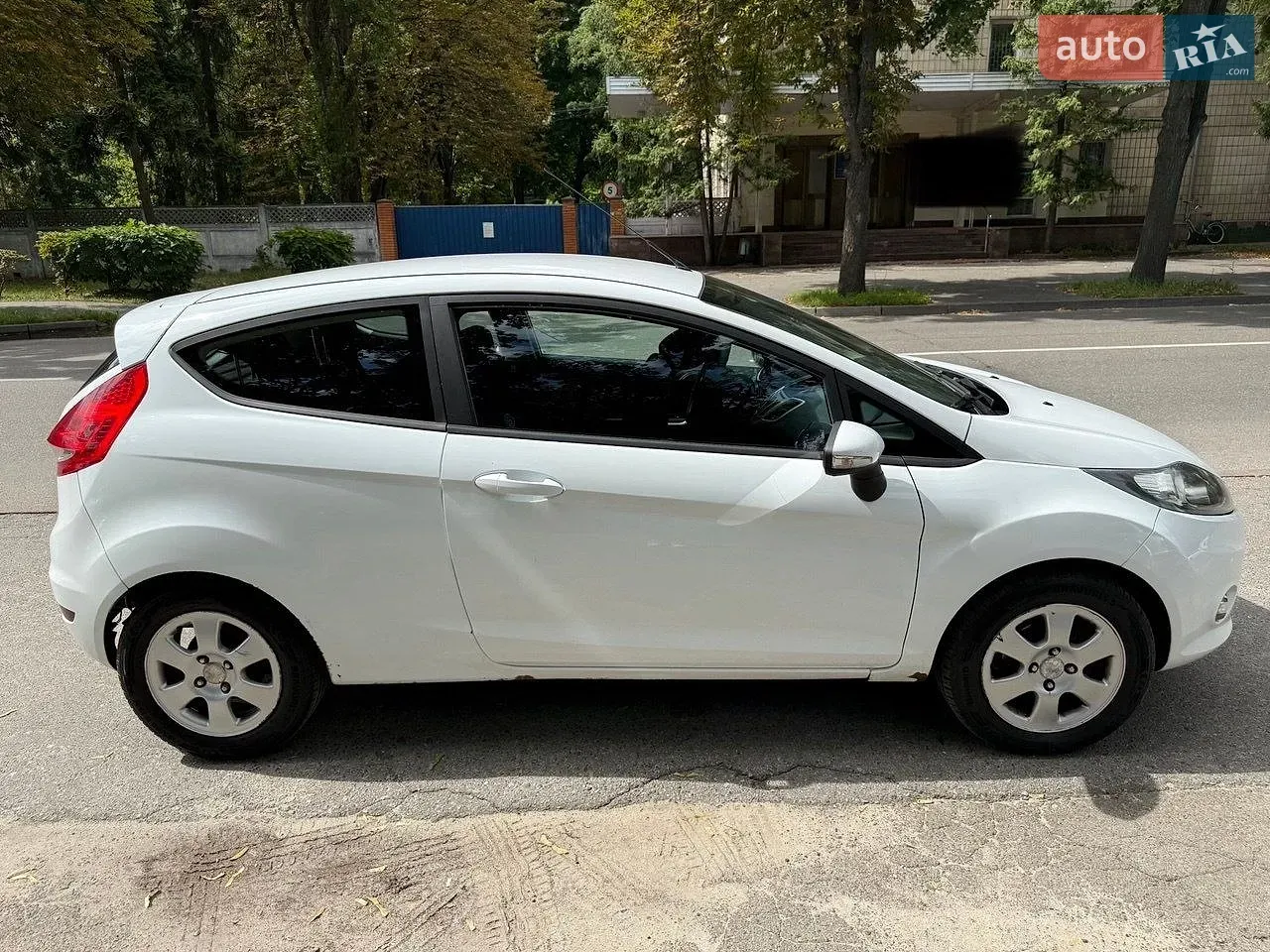 Ford Fiesta 2012 photo 5