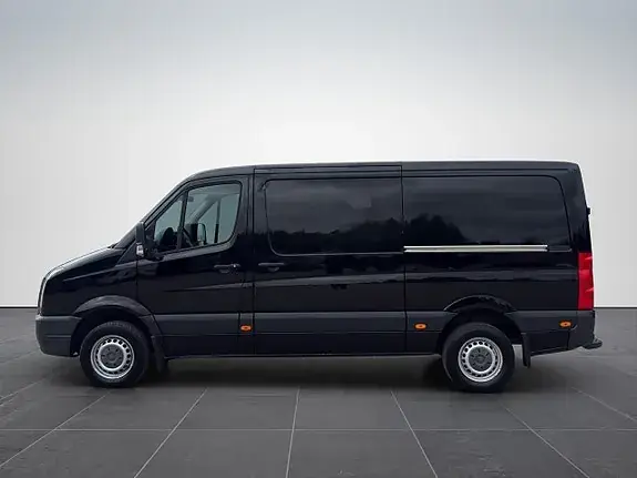 Volkswagen Crafter 35 2016 photo 2
