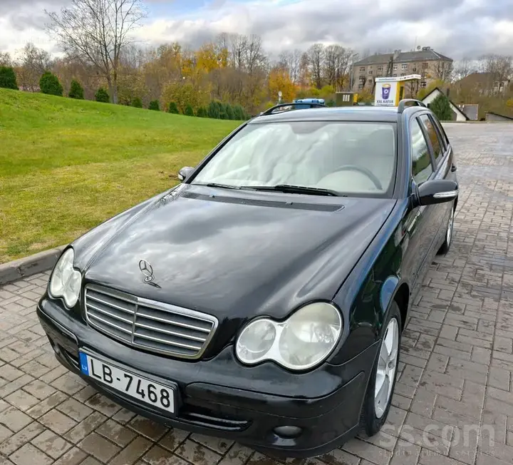 Mercedes-Benz C200 2007 photo 3