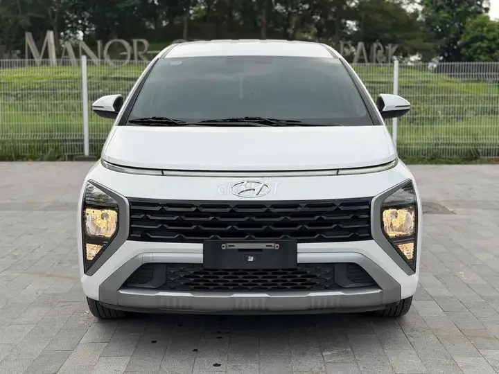 Hyundai Stargazer