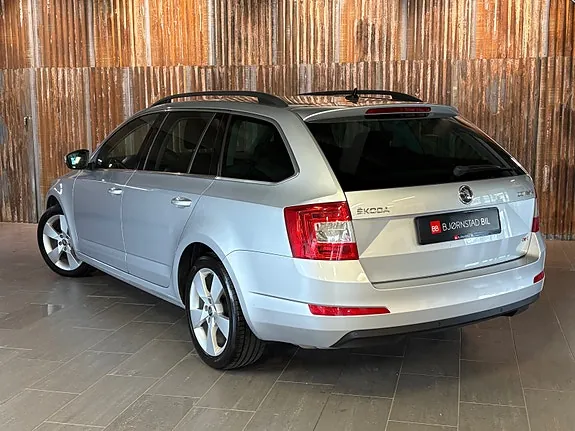 Skoda Octavia 2014 photo 3