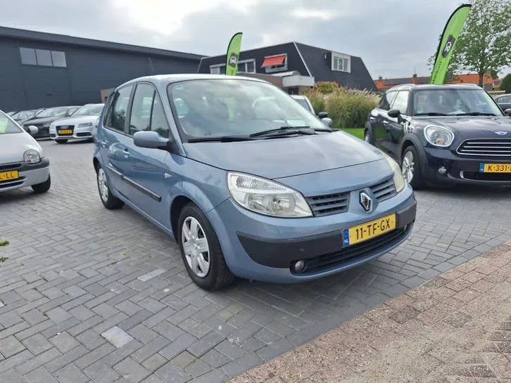 Renault Scénic 2006 photo 2