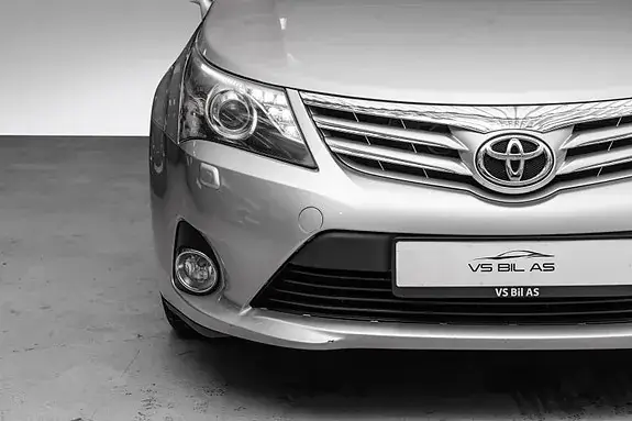 Toyota Avensis 2014 photo 5