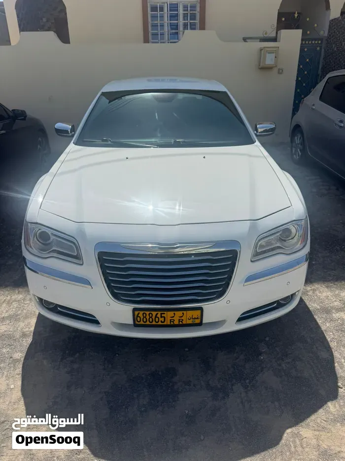 Chrysler 300 2012 photo 5