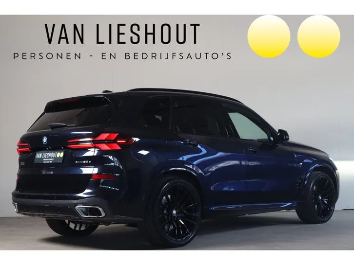 BMW X5 2023 photo 2