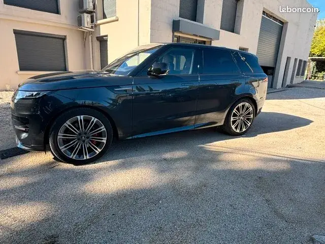 Land Rover Range Rover Sport 2023 photo 2