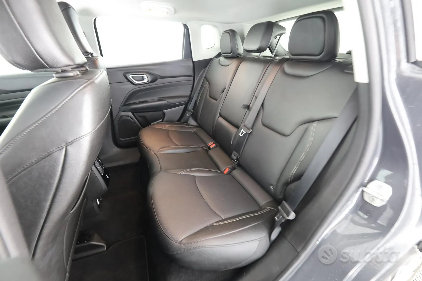 Jeep Compass 2025 photo 3