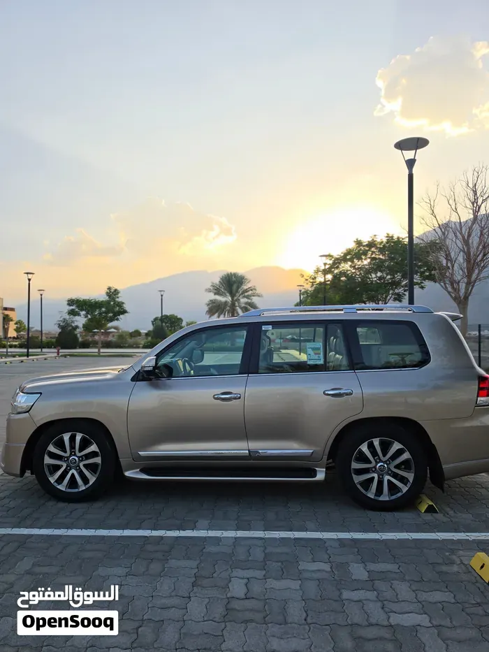 Toyota Land Cruiser 2018 photo 4