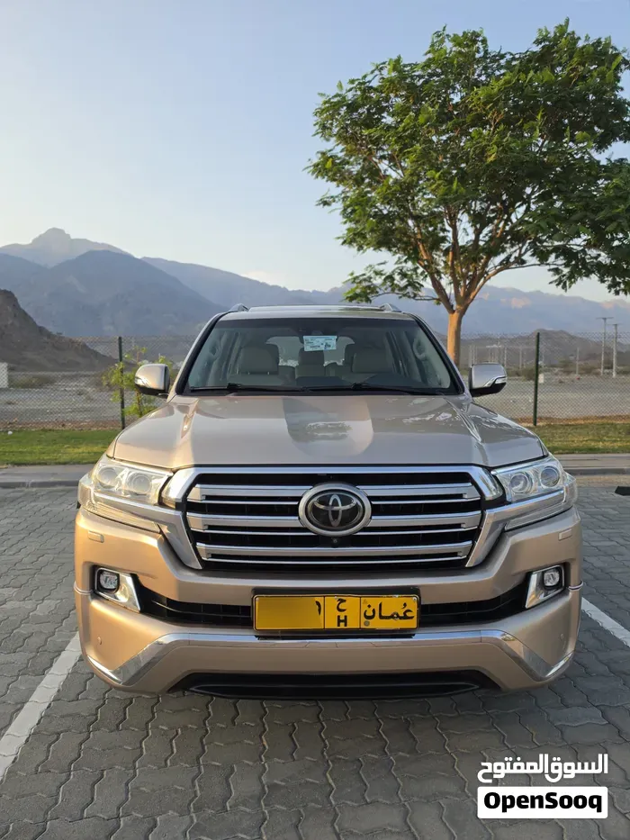 Toyota Land Cruiser 2018 photo 3