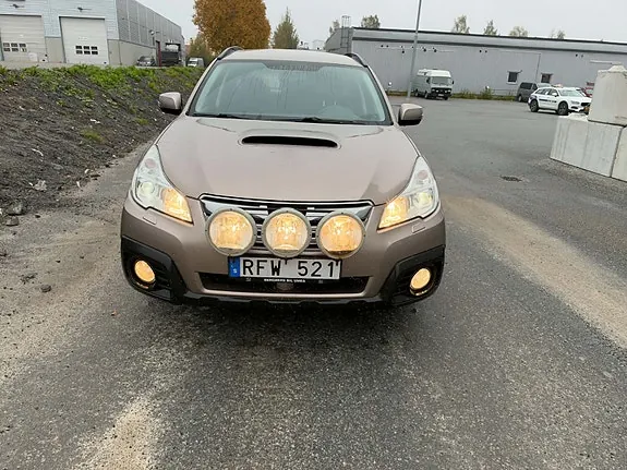 Subaru Outback 2014 photo 4
