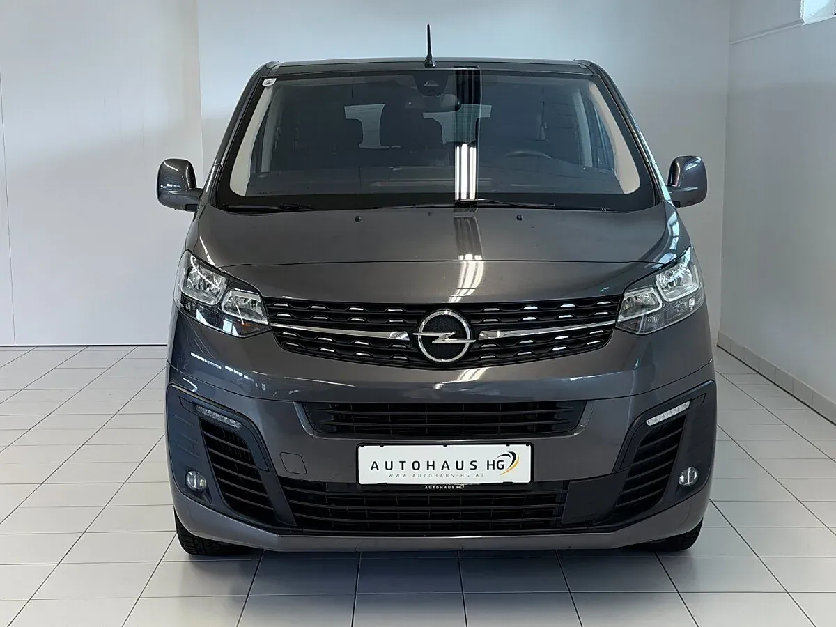 Opel Zafira 2019 photo 2