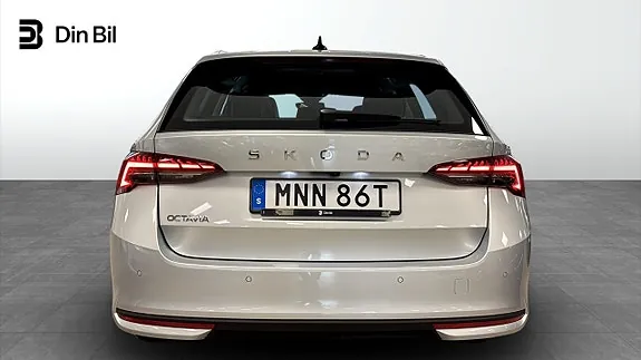 Skoda Octavia 2025 photo 5