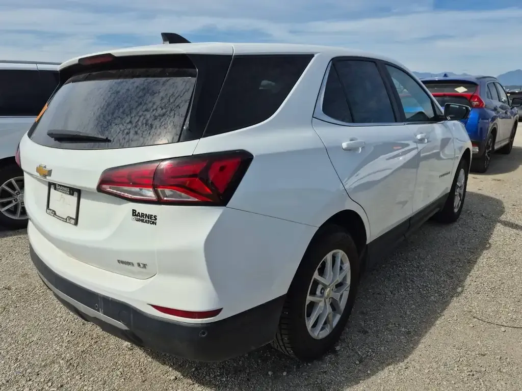 Chevrolet Equinox 2023 photo 3