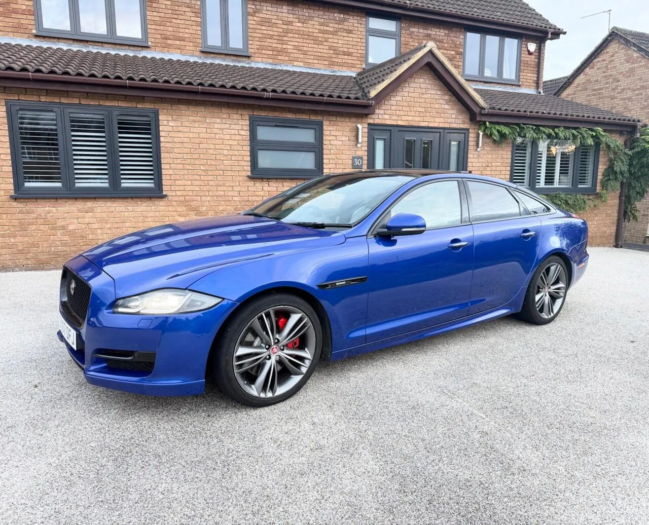 Jaguar Xj