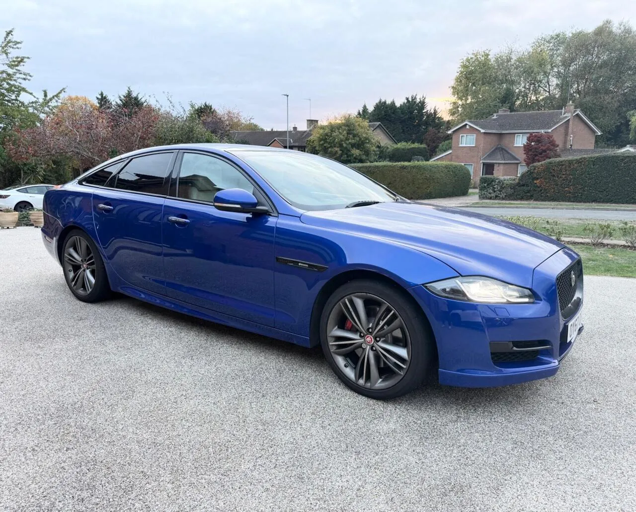 Jaguar Xj 2017 photo 2