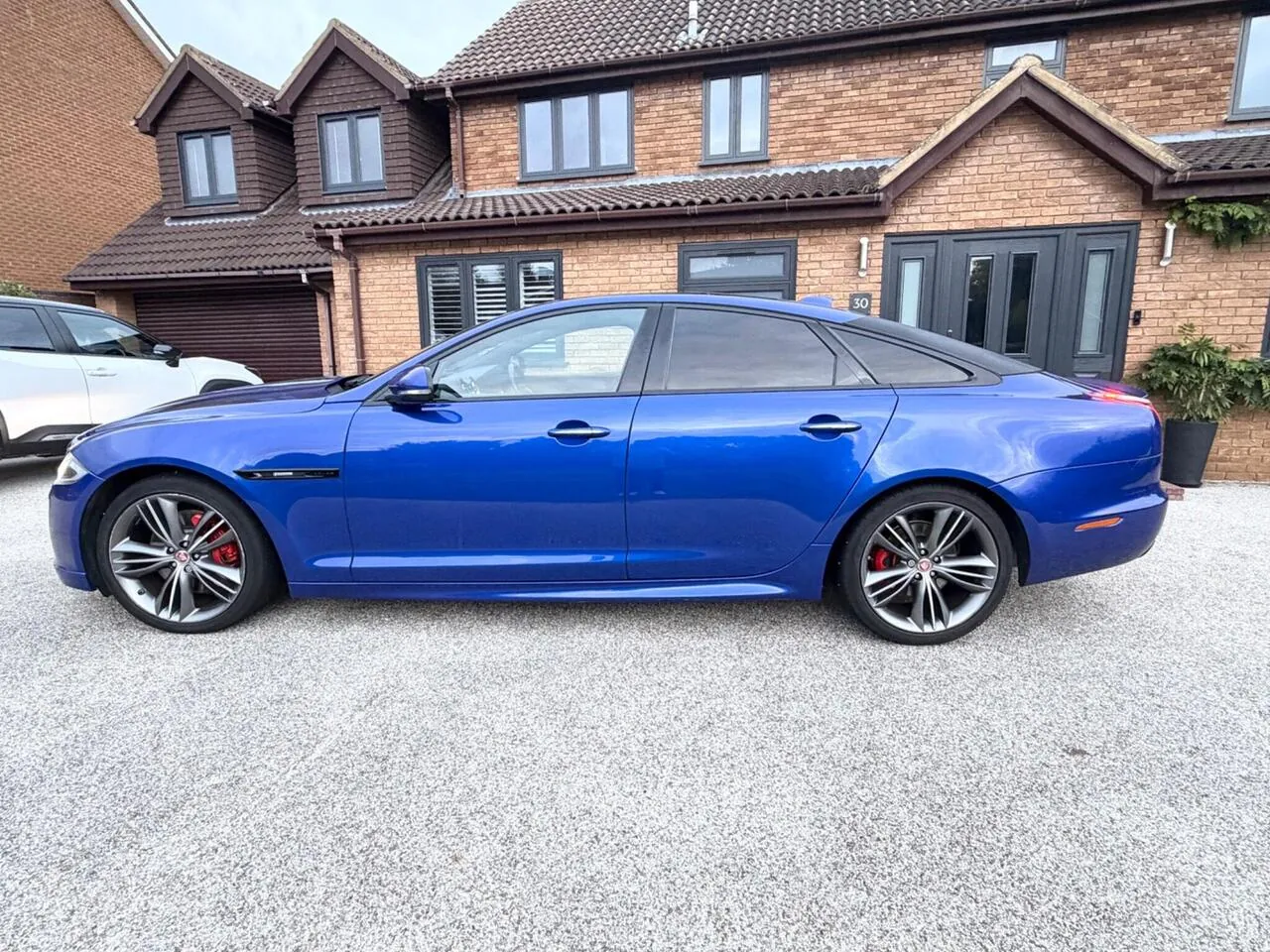 Jaguar Xj 2017 photo 5