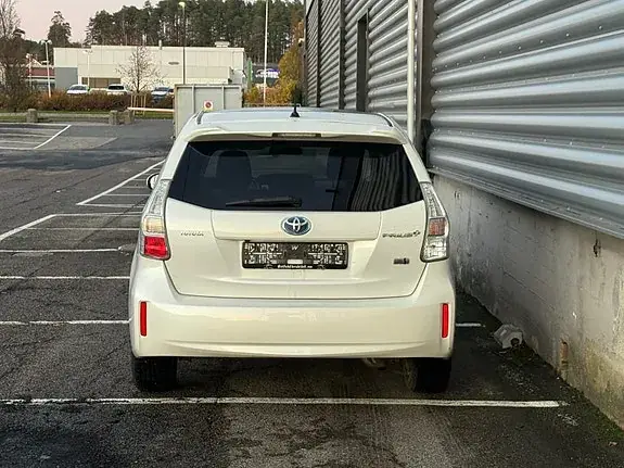 Toyota Prius 2013 photo 4