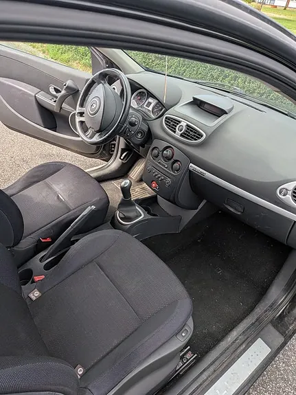 Renault Clio Ii 2006 photo 2