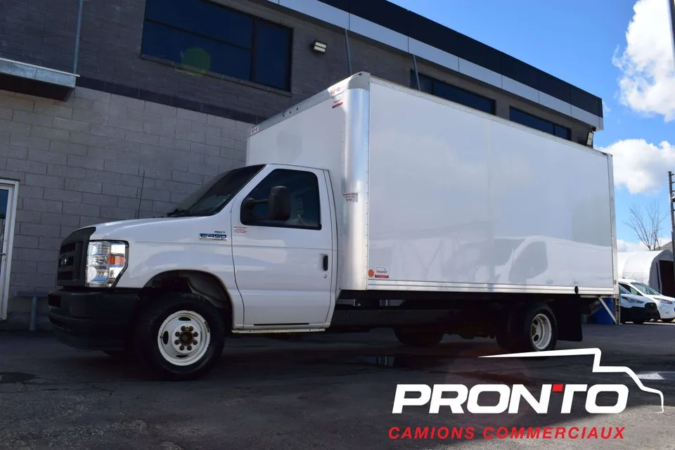 Ford E-450 2023 photo 3