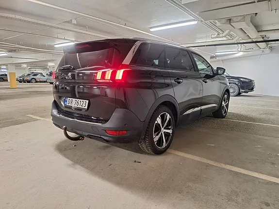 Peugeot 5008 2019 photo 5
