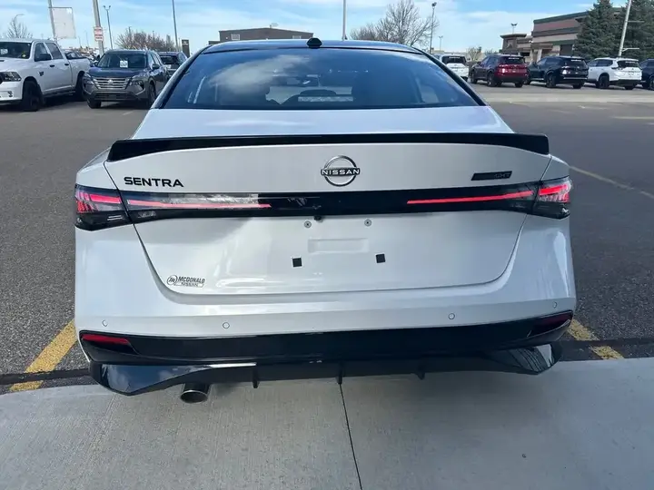 Nissan Sentra 2027 photo 4