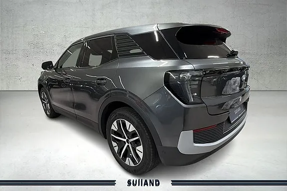 Ford Explorer 2025 photo 3