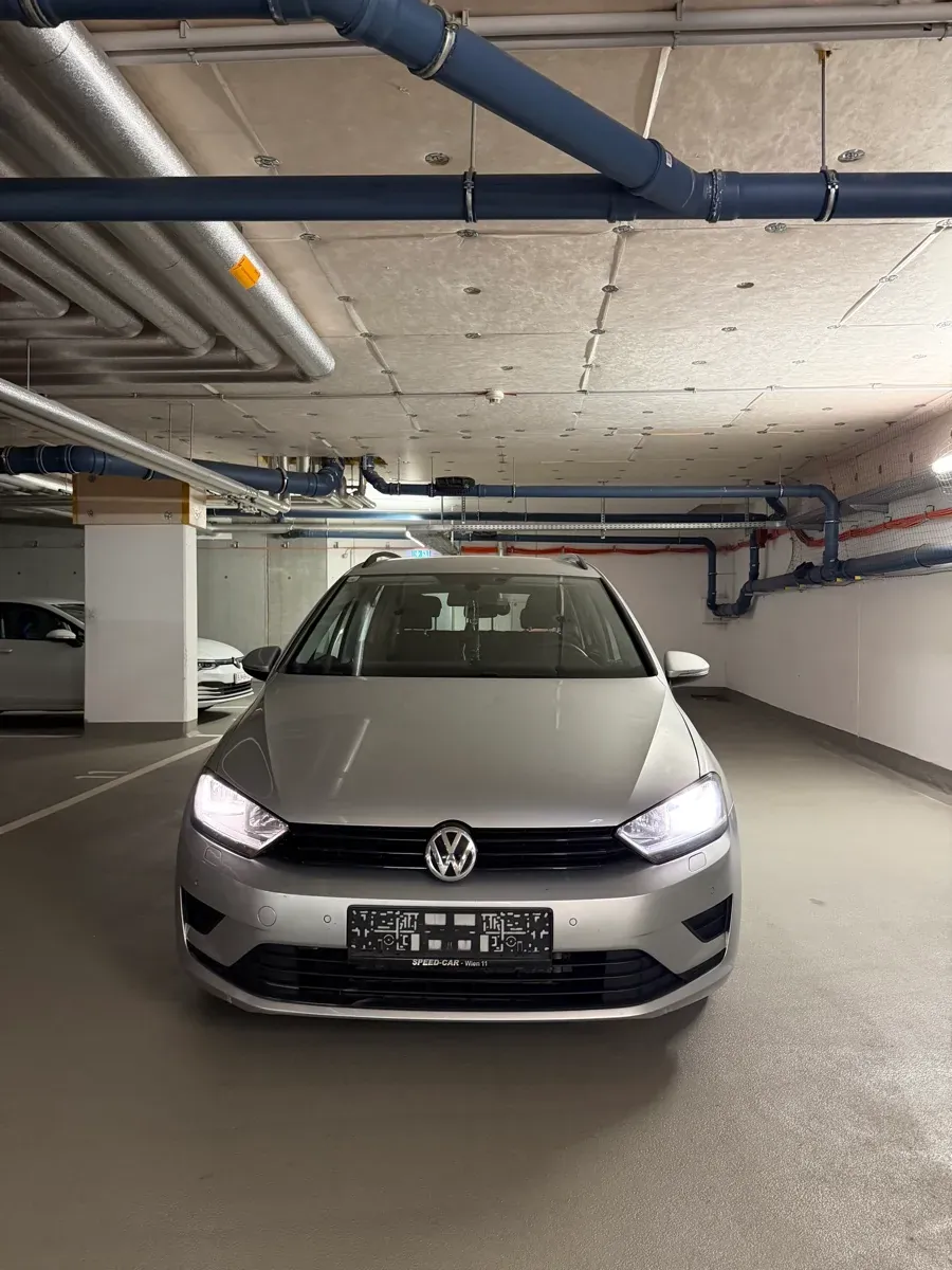 Volkswagen Golf 2015 photo 2