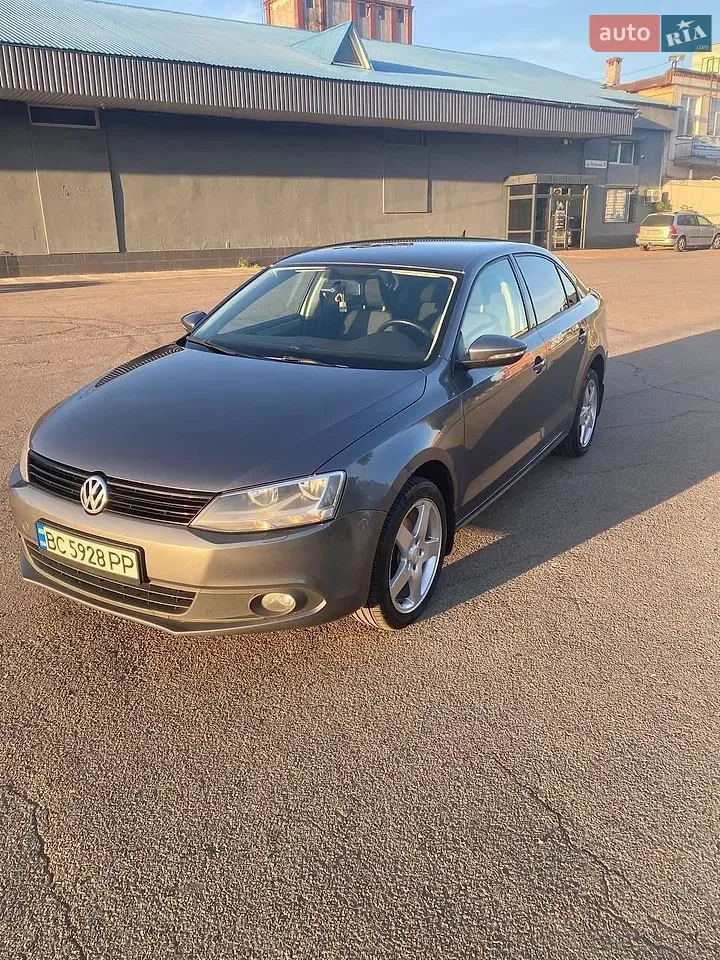 Volkswagen Jetta 2012 photo 5