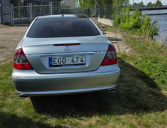 Mercedes-Benz E320 2007 photo 4