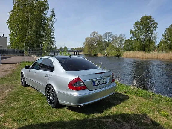 Mercedes-Benz E320 2007 photo 3