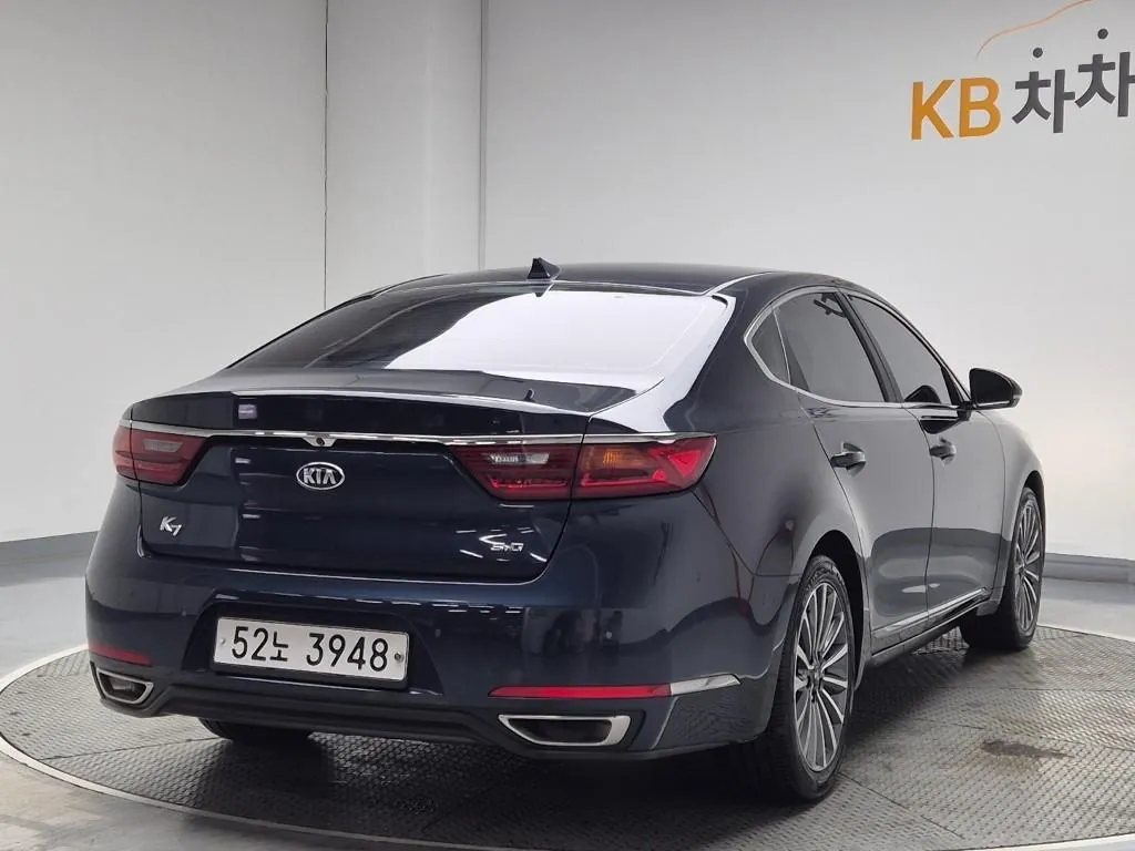Kia K7 2018 photo 3