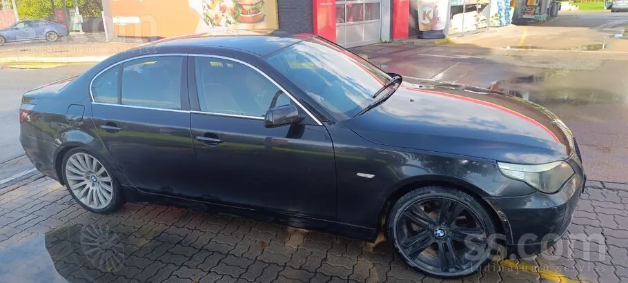 BMW 525 2006 photo 2