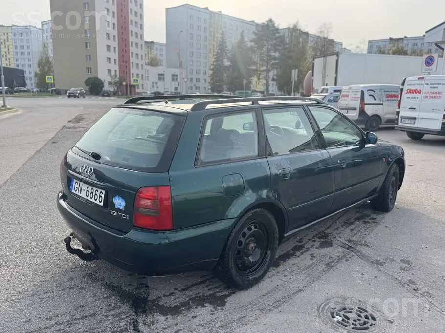 Audi A4 1996 photo 3