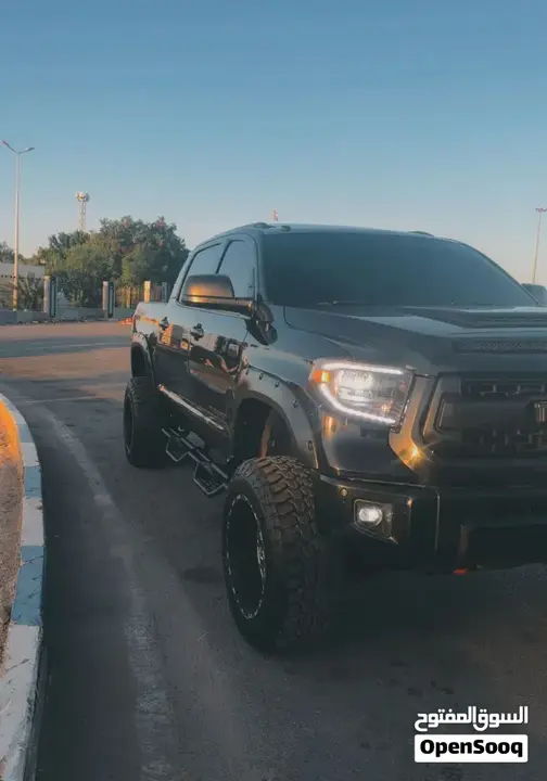Toyota Tundra 2015 photo 2