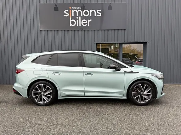 Skoda Enyaq 2023 photo 5