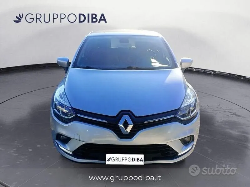 Renault Clio 2018 photo 2