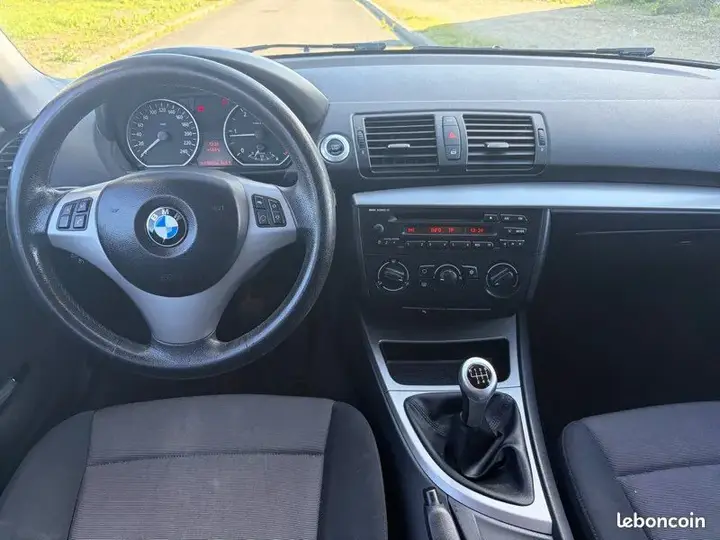 BMW 118D 2005 photo 3
