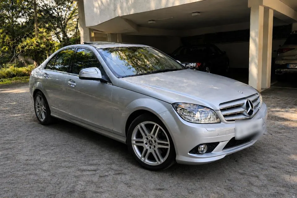 Mercedes-Benz C280