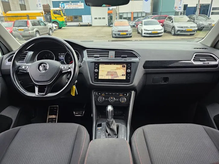 Volkswagen Tiguan 2017 photo 2