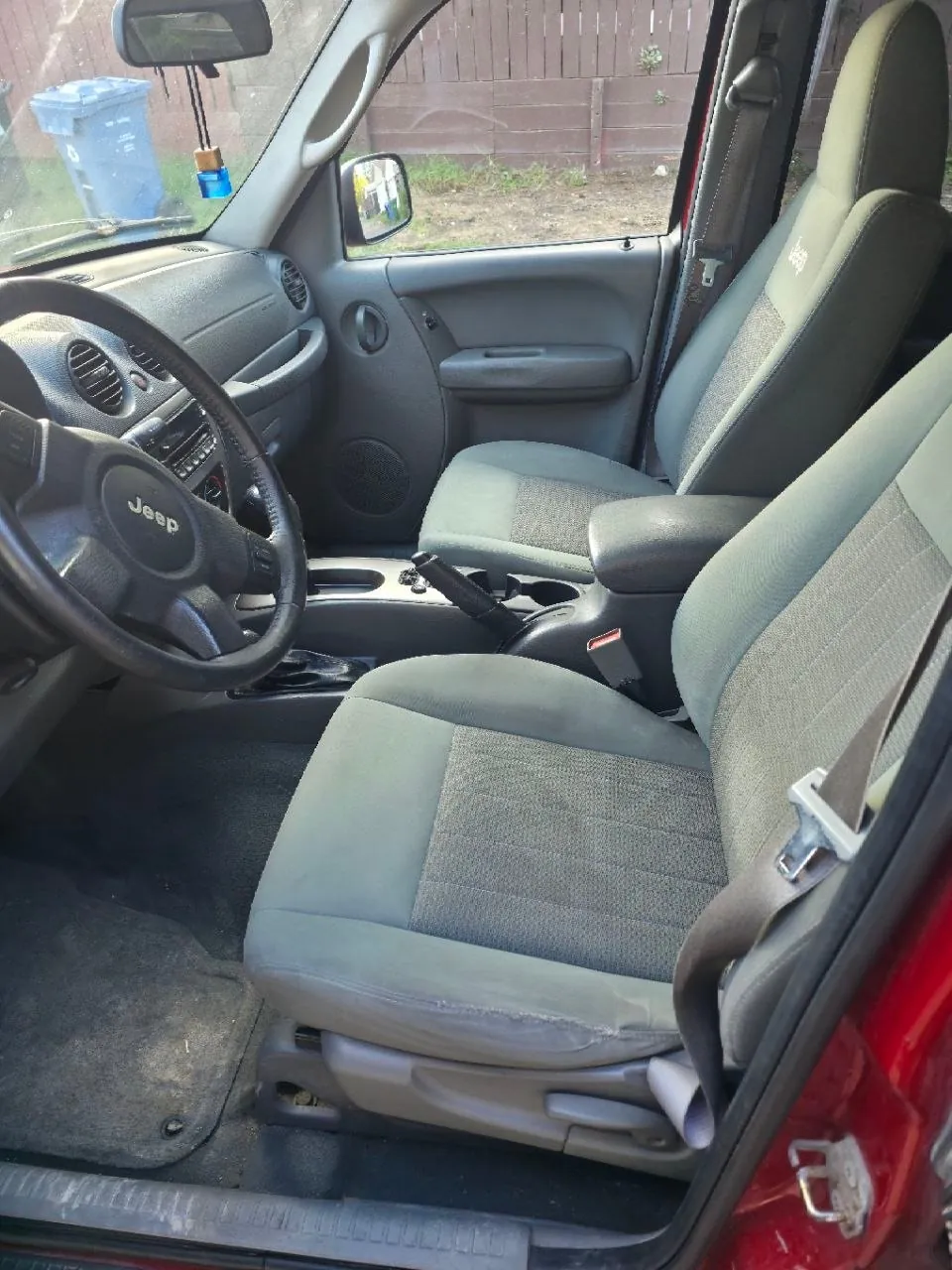 Jeep Liberty 2007 photo 4