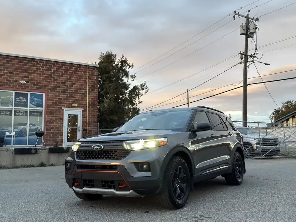 Ford Explorer 2023 photo 3