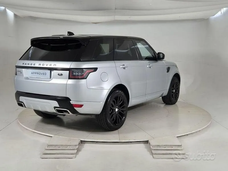 Land Rover Range Rover Sport 2022 photo 2