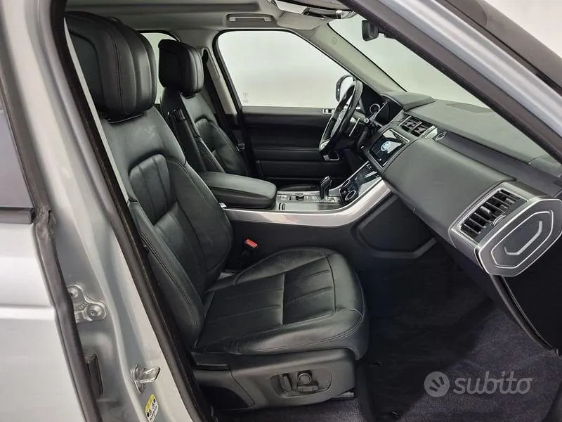 Land Rover Range Rover Sport 2022 photo 3