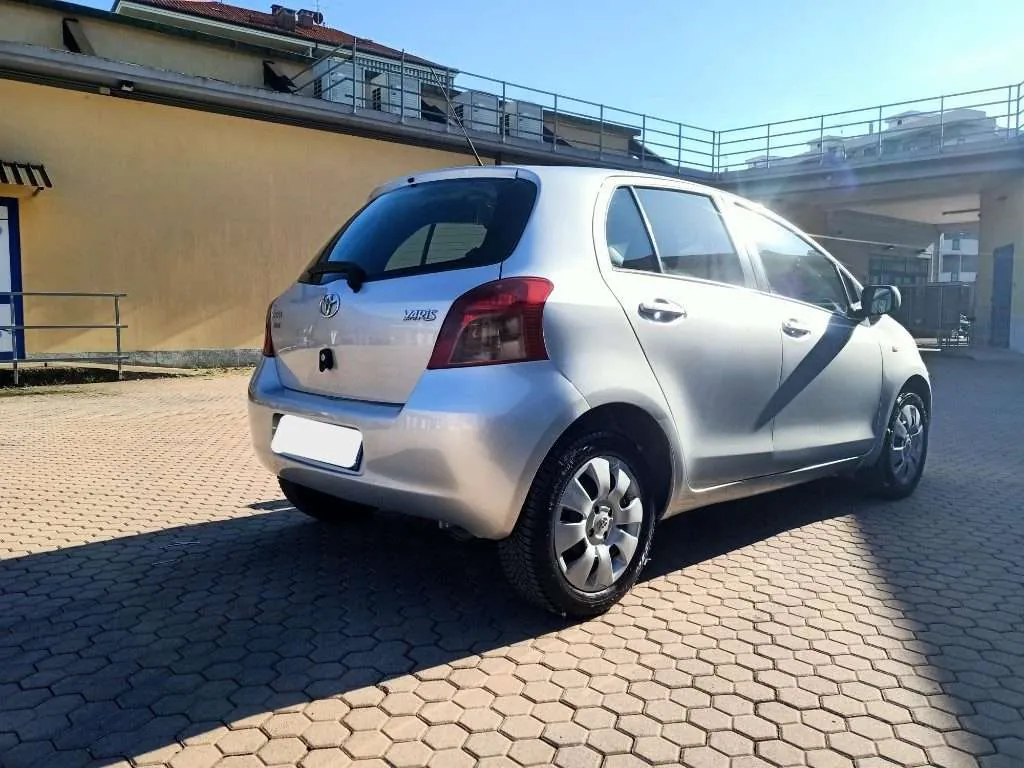 Toyota Yaris 2007 photo 5