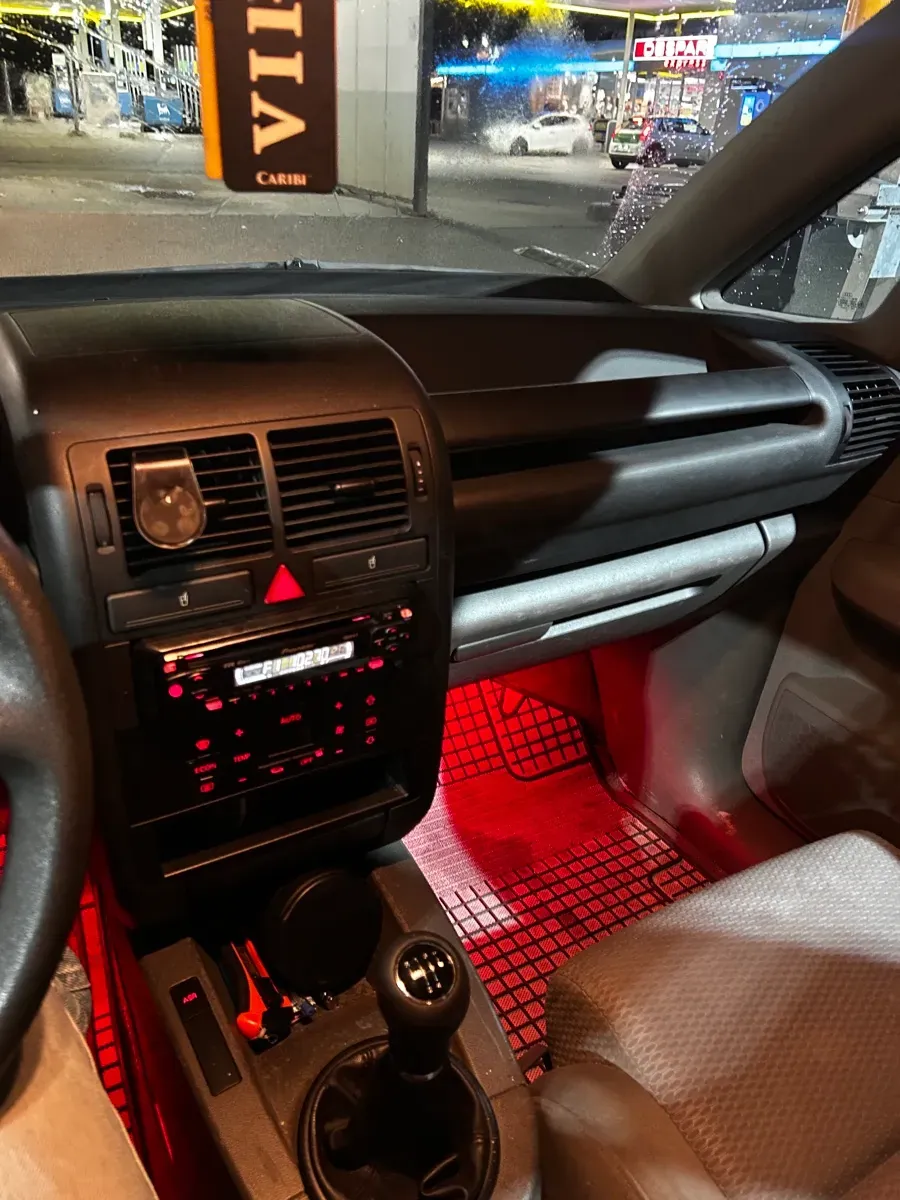 Audi A2 2000 photo 3