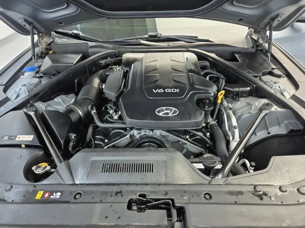 Hyundai Genesis 2016 photo 5